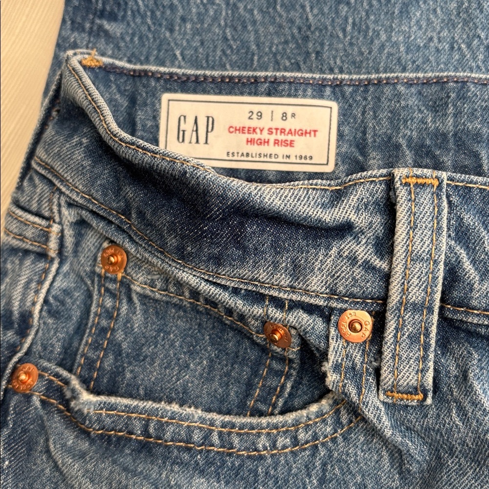 GAP Cheeky Straight High Rise Size 29/8R medium blue jeans - Picture 9 of 14